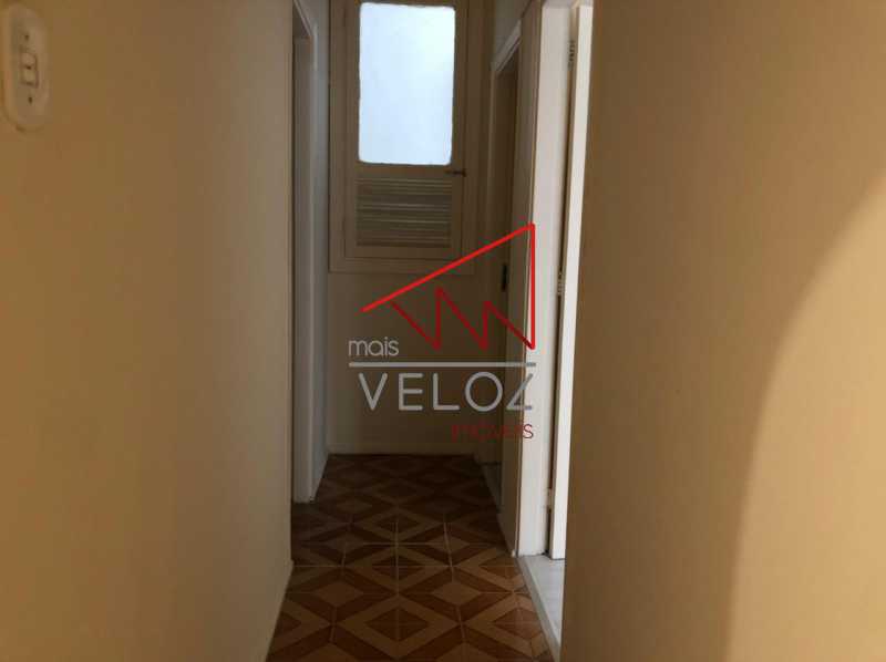 Apartamento à venda com 2 quartos, 70m² - Foto 16