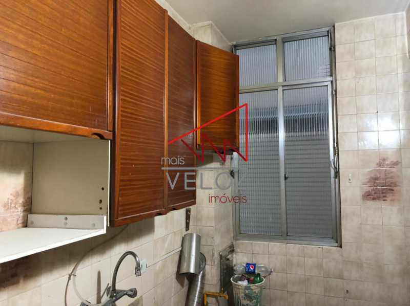 Apartamento à venda com 2 quartos, 70m² - Foto 19