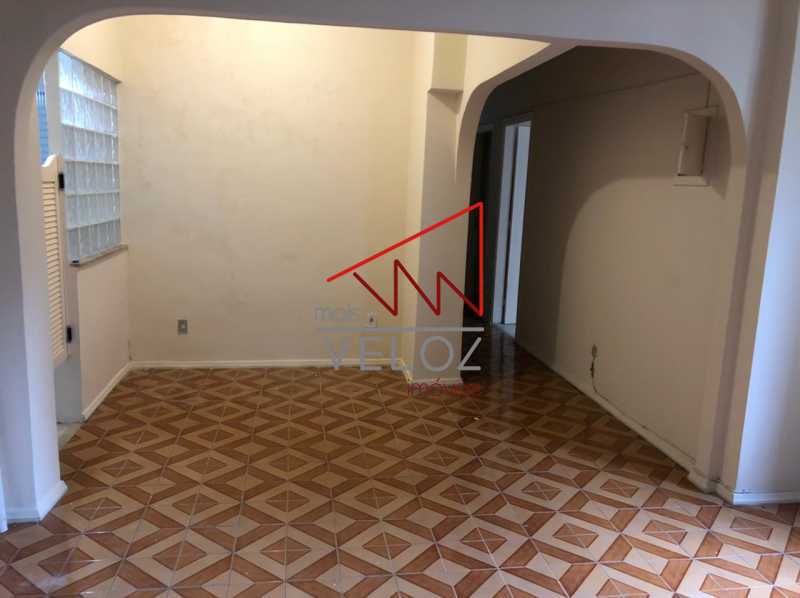 Apartamento à venda com 2 quartos, 70m² - Foto 3