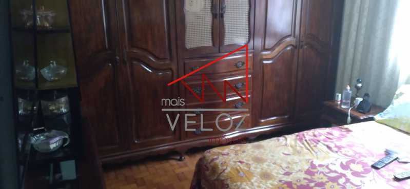 Apartamento à venda com 2 quartos, 75m² - Foto 2