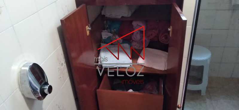 Apartamento à venda com 2 quartos, 75m² - Foto 10