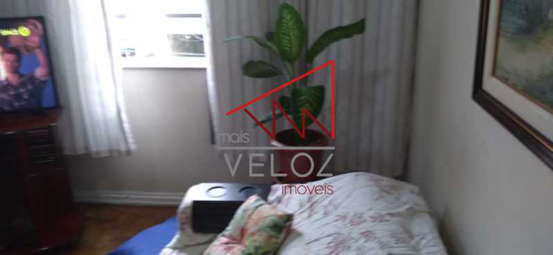 Apartamento à venda com 2 quartos, 75m² - Foto 11