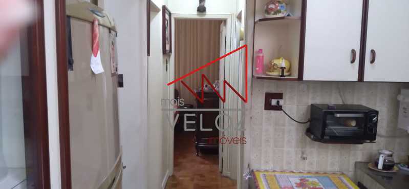 Apartamento à venda com 2 quartos, 75m² - Foto 12