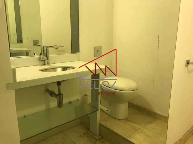 Apartamento à venda com 3 quartos, 215m² - Foto 5