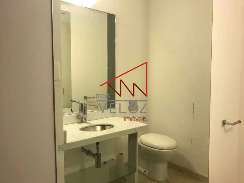 Apartamento à venda com 3 quartos, 215m² - Foto 15