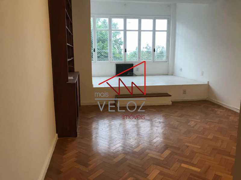 Apartamento à venda com 3 quartos, 215m² - Foto 22