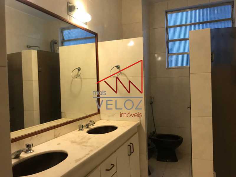 Apartamento à venda com 3 quartos, 215m² - Foto 25