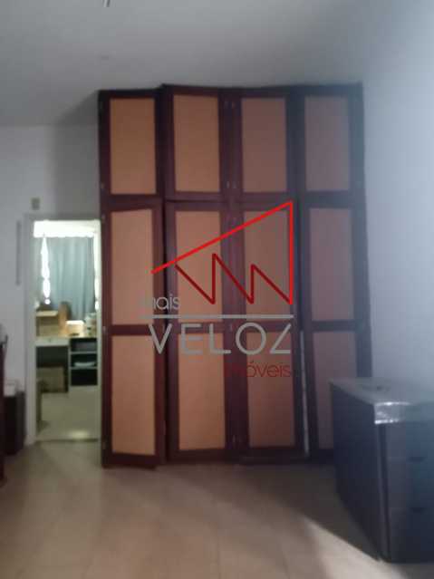 Casa à venda com 7 quartos, 292m² - Foto 13