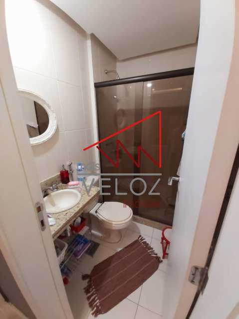 Apartamento à venda com 2 quartos, 75m² - Foto 22