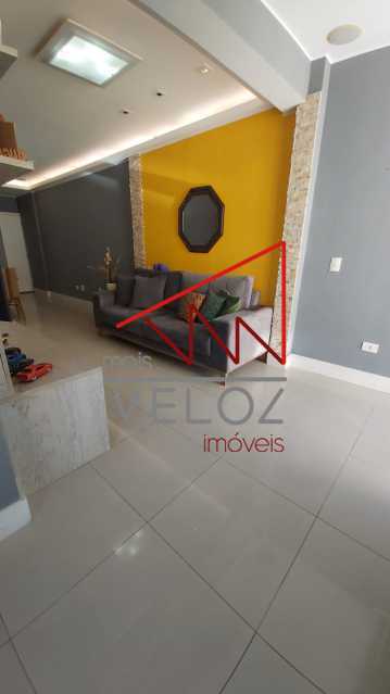 Apartamento à venda com 2 quartos, 75m² - Foto 1