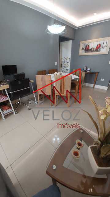 Apartamento à venda com 2 quartos, 75m² - Foto 5