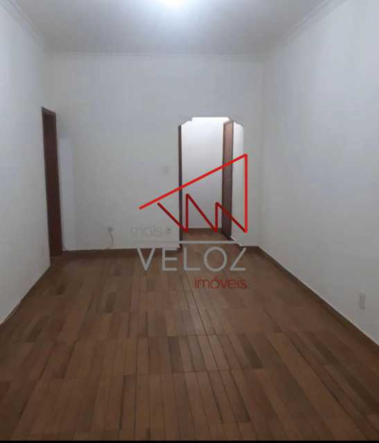 Apartamento à venda com 2 quartos, 85m² - Foto 2