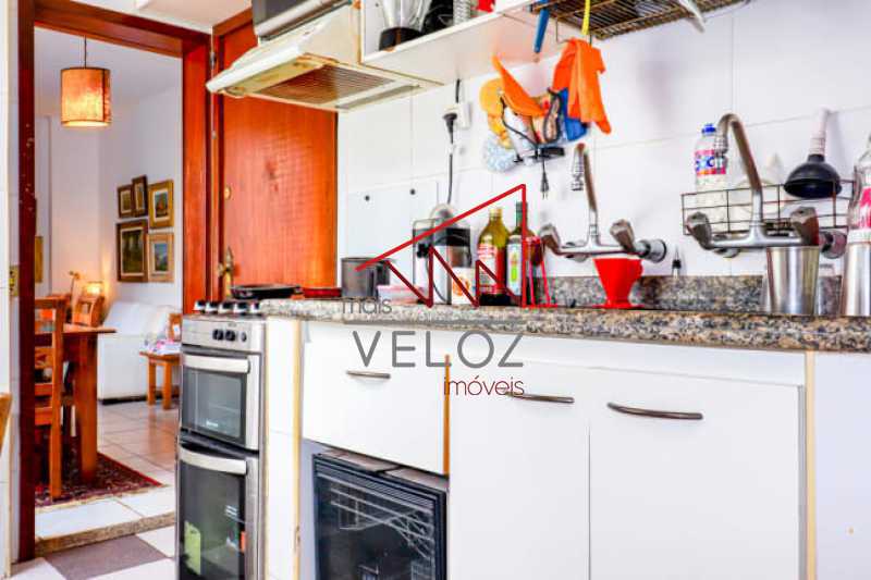 Apartamento à venda com 3 quartos, 190m² - Foto 10