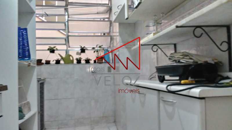 Apartamento à venda com 2 quartos, 70m² - Foto 12