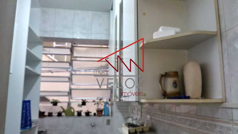 Apartamento à venda com 2 quartos, 70m² - Foto 18