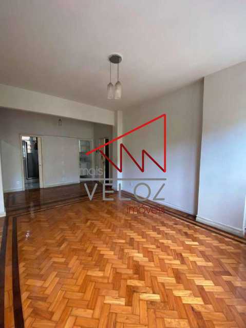 Apartamento à venda com 2 quartos, 70m² - Foto 6