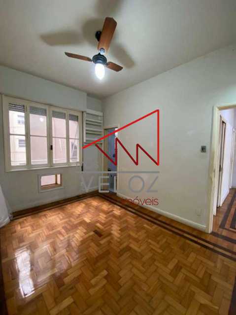 Apartamento à venda com 2 quartos, 70m² - Foto 9