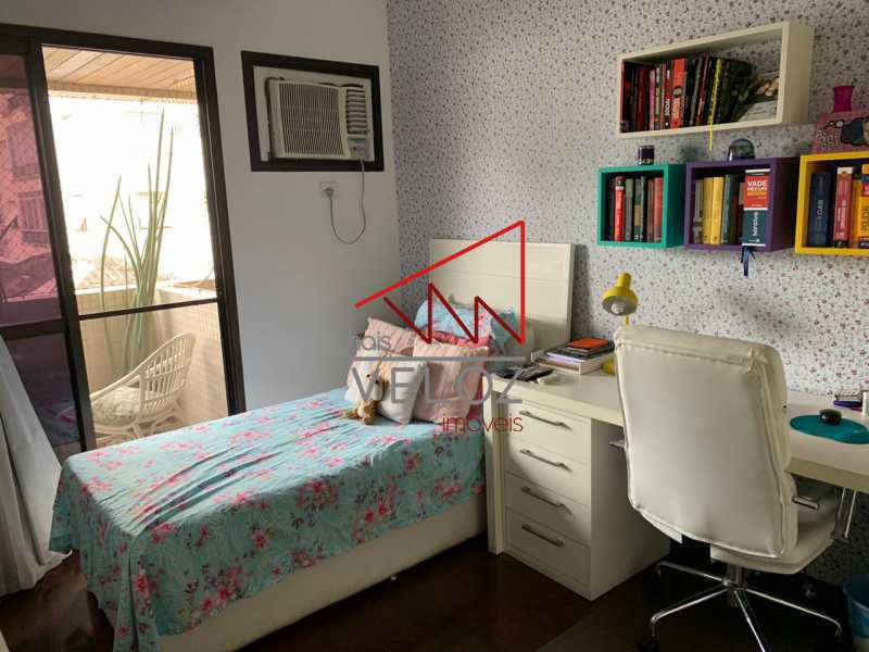 Apartamento à venda com 3 quartos, 156m² - Foto 12