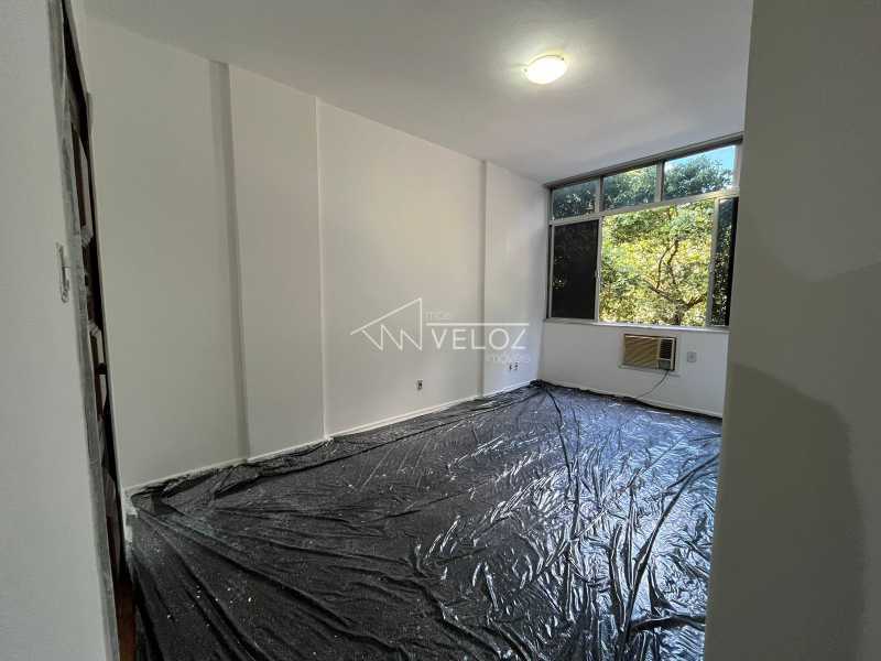 Apartamento à venda com 2 quartos, 68m² - Foto 12