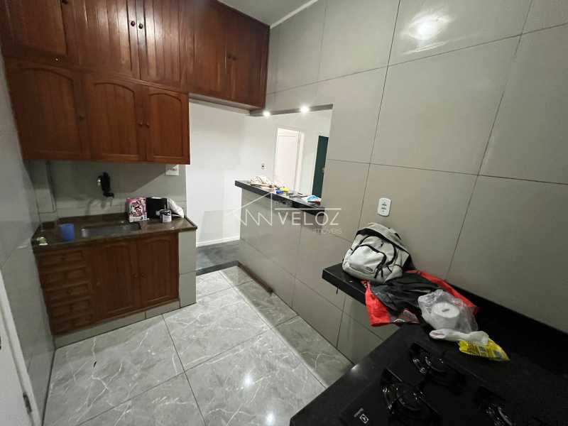 Apartamento à venda com 2 quartos, 68m² - Foto 25