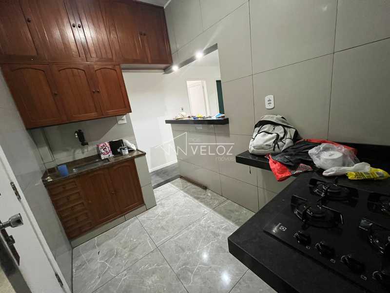 Apartamento à venda com 2 quartos, 68m² - Foto 27