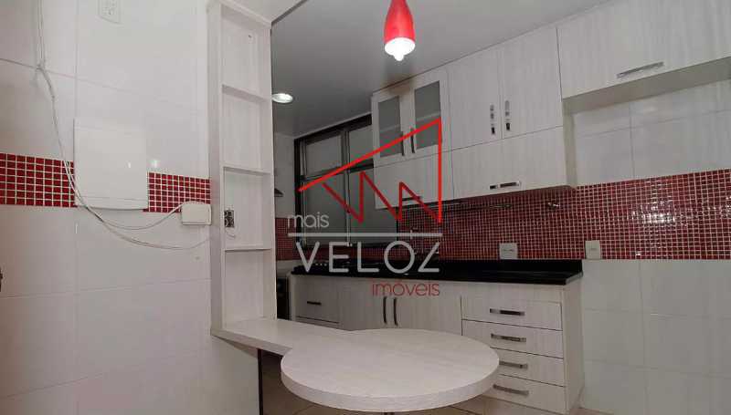 Apartamento à venda com 2 quartos, 90m² - Foto 24