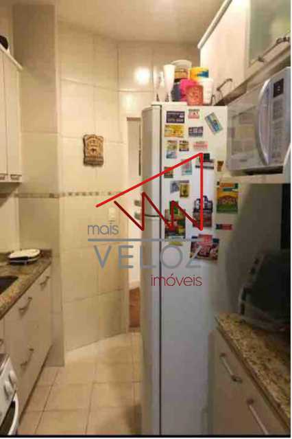 Apartamento à venda com 2 quartos, 65m² - Foto 11