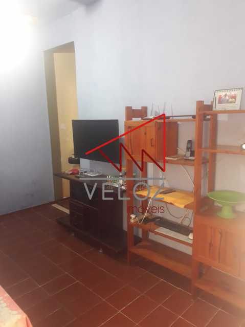 Casa de Vila à venda com 3 quartos, 71m² - Foto 1