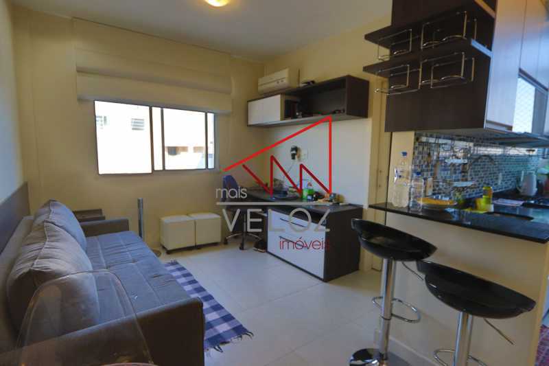 Cobertura à venda com 1 quarto, 39m² - Foto 1