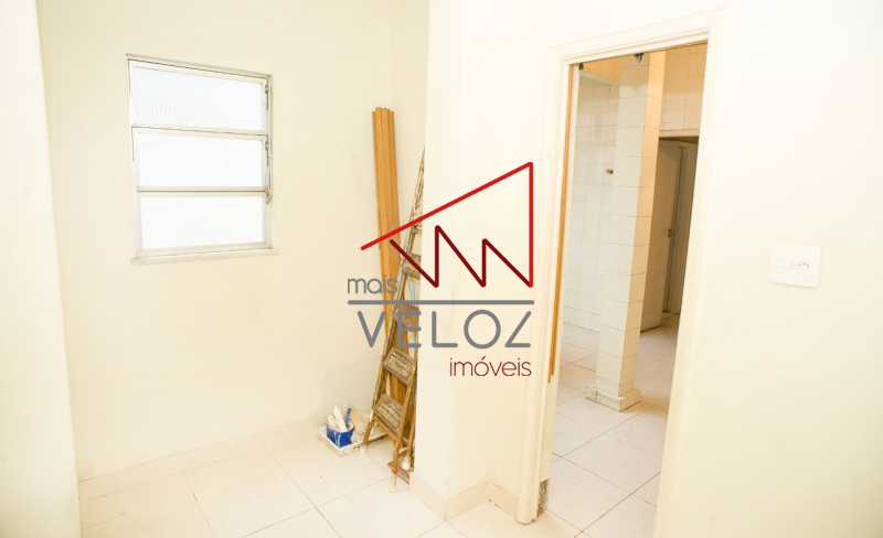 Apartamento à venda com 2 quartos, 67m² - Foto 11