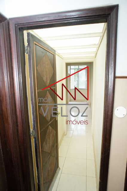 Apartamento à venda com 2 quartos, 67m² - Foto 12