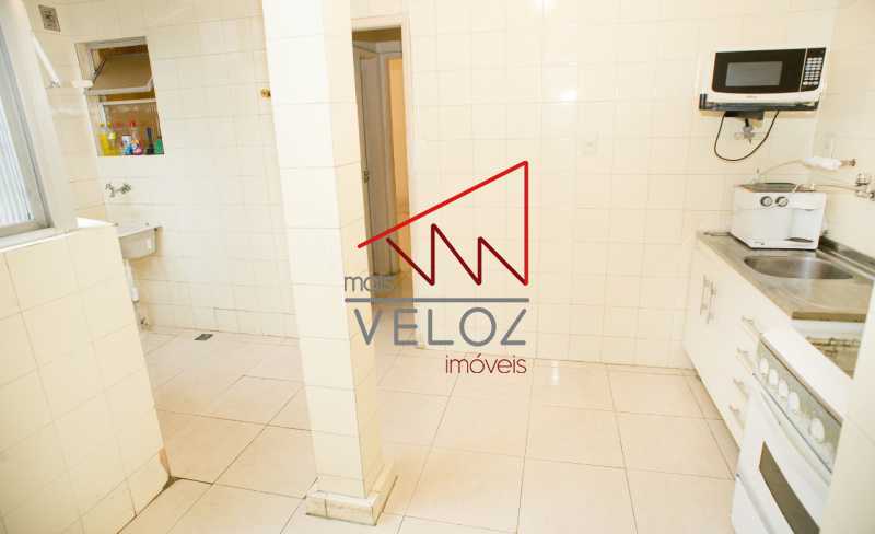 Apartamento à venda com 2 quartos, 67m² - Foto 16