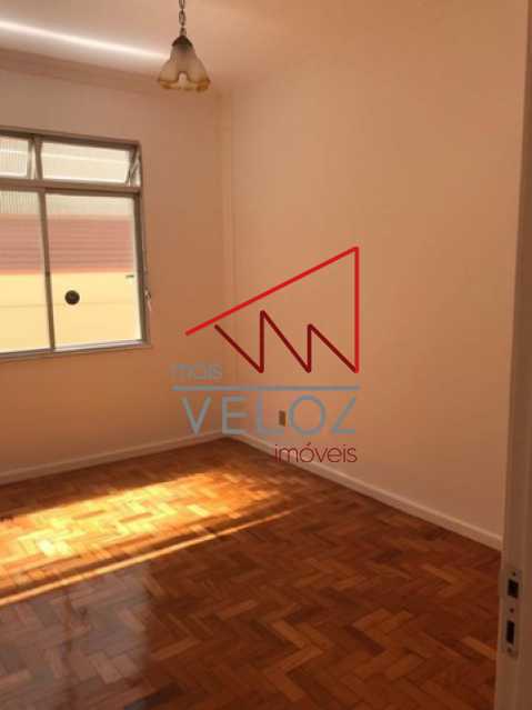 Apartamento à venda com 2 quartos, 75m² - Foto 15