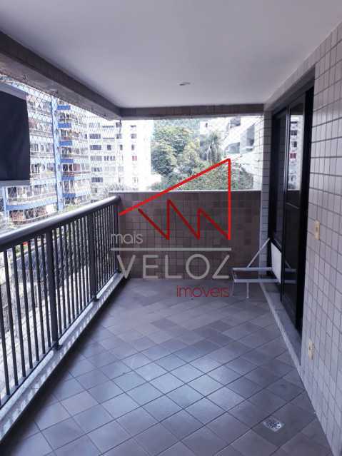 Apartamento à venda com 2 quartos, 80m² - Foto 1