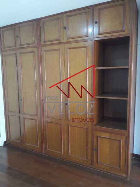 Apartamento à venda com 2 quartos, 80m² - Foto 4