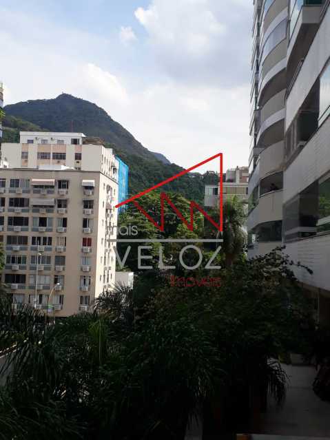 Apartamento à venda com 2 quartos, 80m² - Foto 3