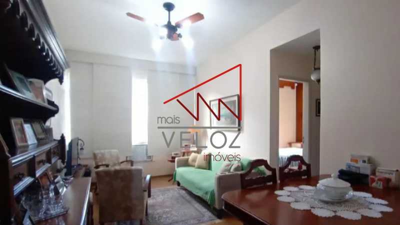 Apartamento à venda com 1 quarto, 59m² - Foto 4