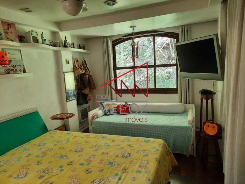 Cobertura, 3 quartos, 224 m² - Foto 12