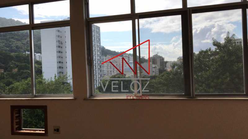 Apartamento à venda com 3 quartos, 120m² - Foto 2