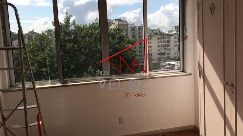 Apartamento à venda com 3 quartos, 120m² - Foto 9