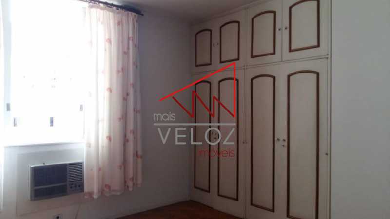 Apartamento à venda com 4 quartos, 250m² - Foto 14