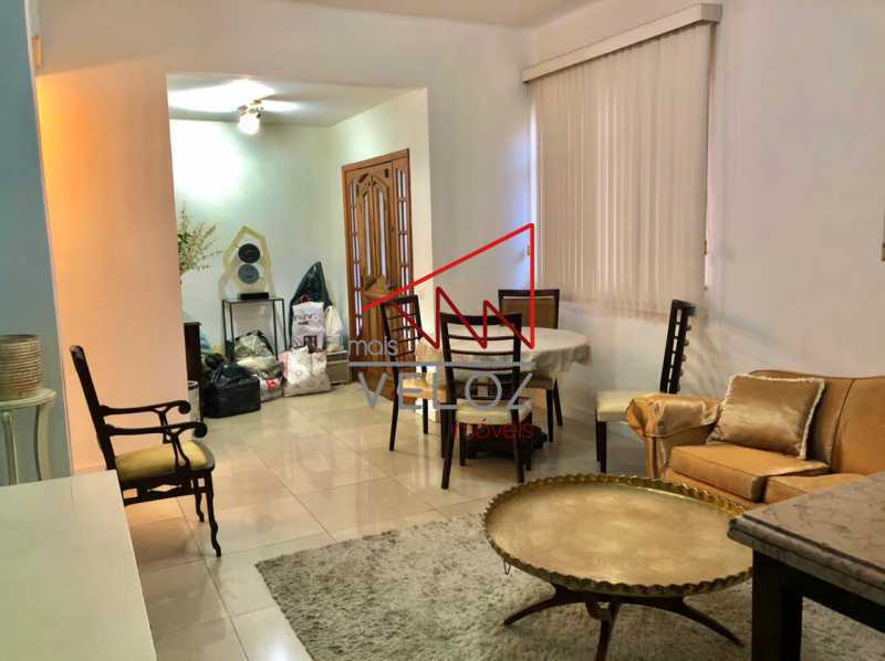 Apartamento à venda com 4 quartos, 130m² - Foto 1