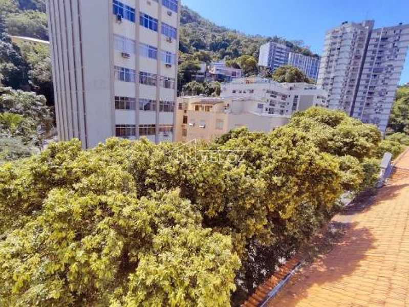 Apartamento à venda com 2 quartos, 84m² - Foto 10