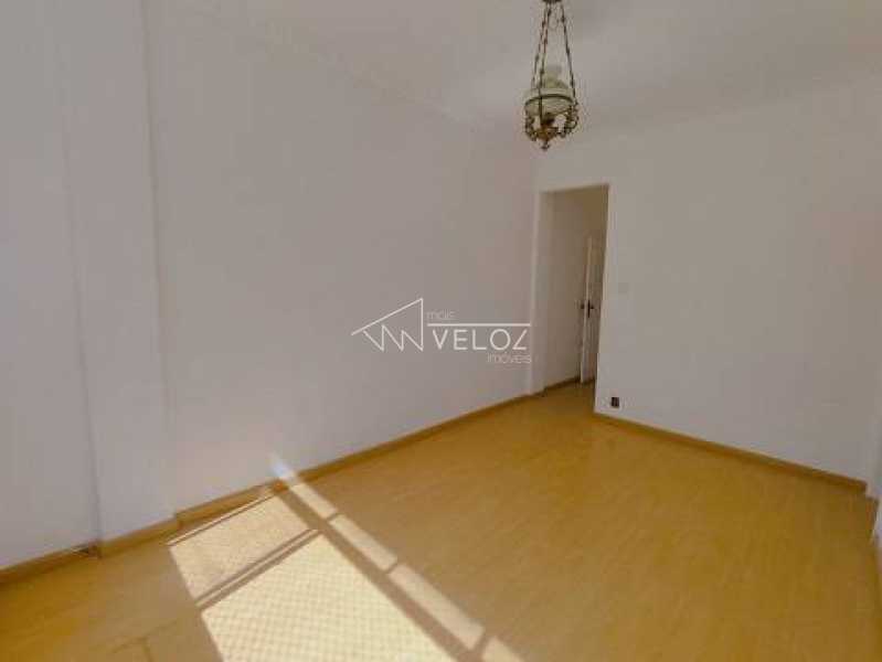 Apartamento à venda com 2 quartos, 84m² - Foto 5