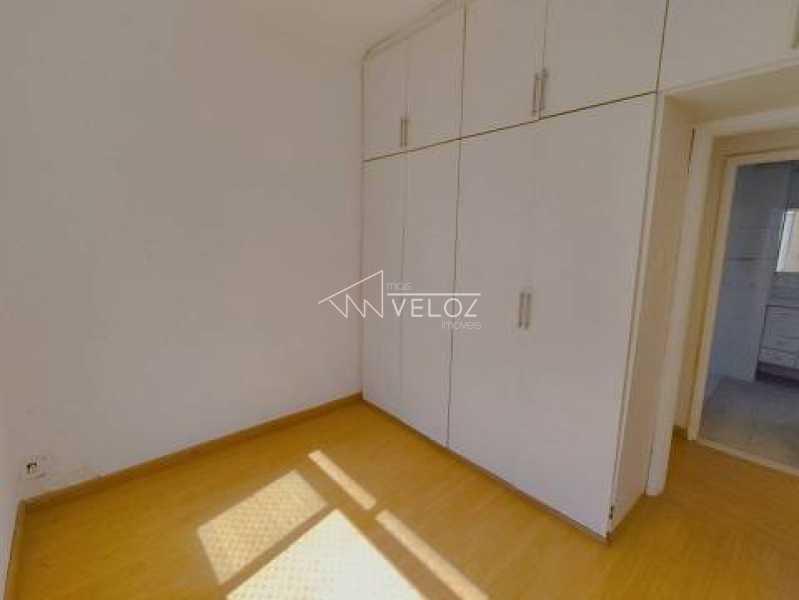 Apartamento à venda com 2 quartos, 84m² - Foto 11