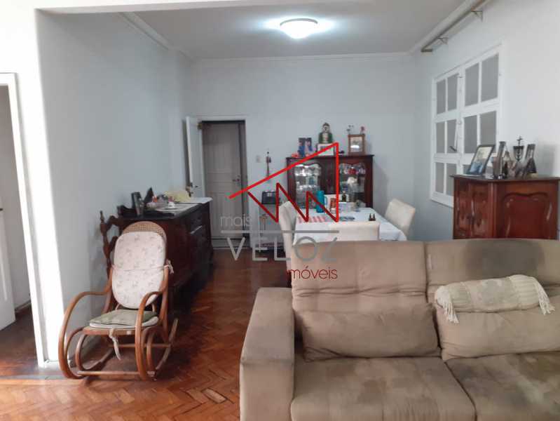 Apartamento à venda com 3 quartos, 143m² - Foto 7