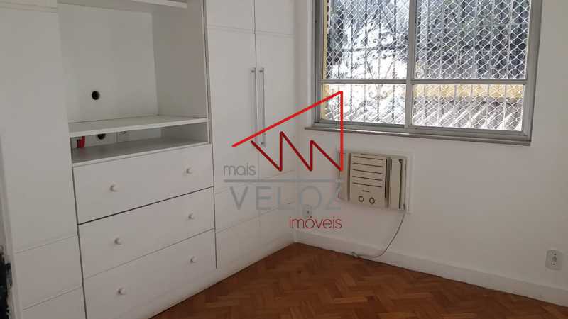 Apartamento à venda com 2 quartos, 78m² - Foto 9