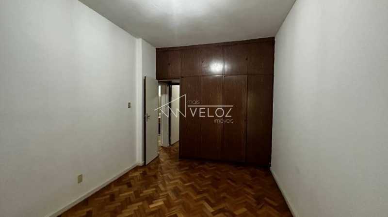 Apartamento à venda com 3 quartos, 95m² - Foto 13