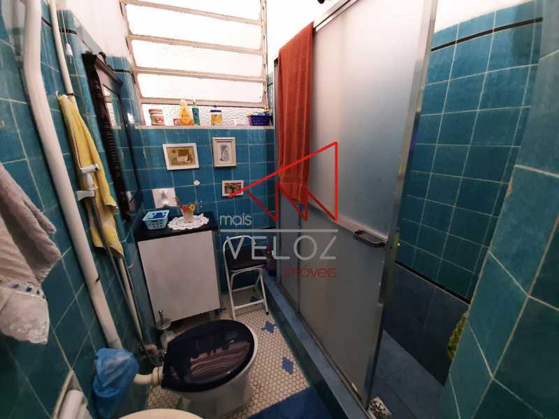 Apartamento à venda com 2 quartos, 70m² - Foto 9