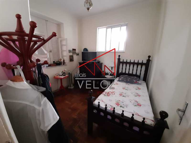 Apartamento à venda com 2 quartos, 70m² - Foto 25